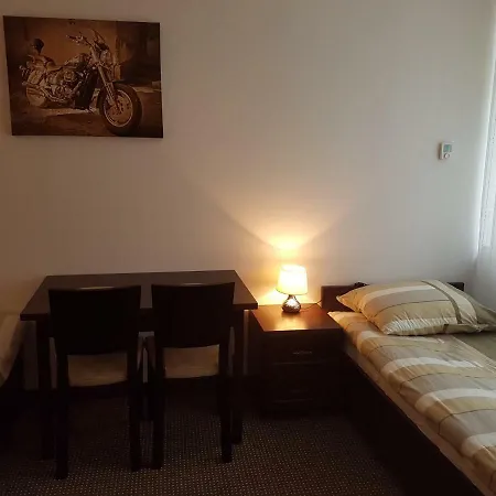 Apartament Parkowy Brwinow Exterior foto