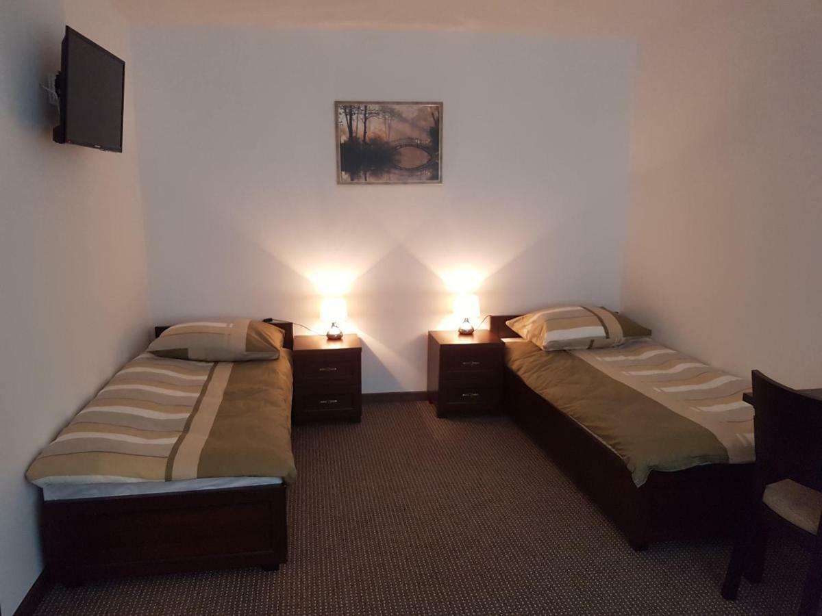 Parkowy Apartment Brwinow